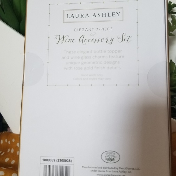 Laura Ashley Kitchen Laura Ashley Wine Accessory Set Poshmark